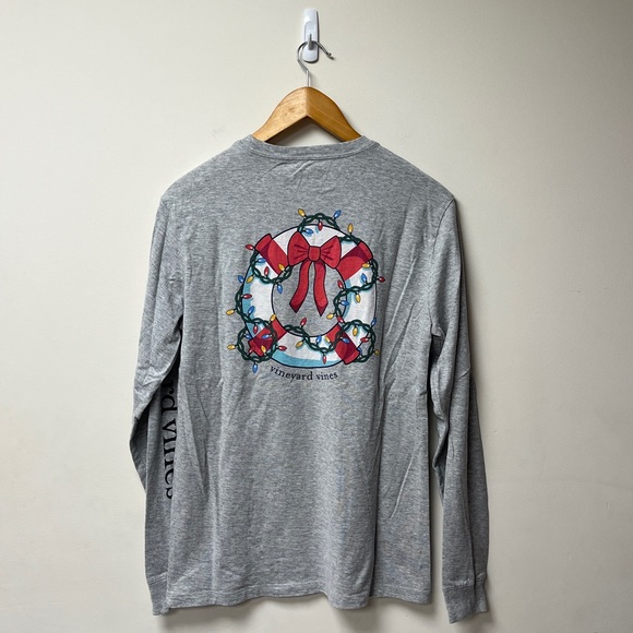 Vineyard Vines Shirt Mens XS Navy Christmas Wreath Graphic Long Sleeve Pocket T - Picture 1 of 3